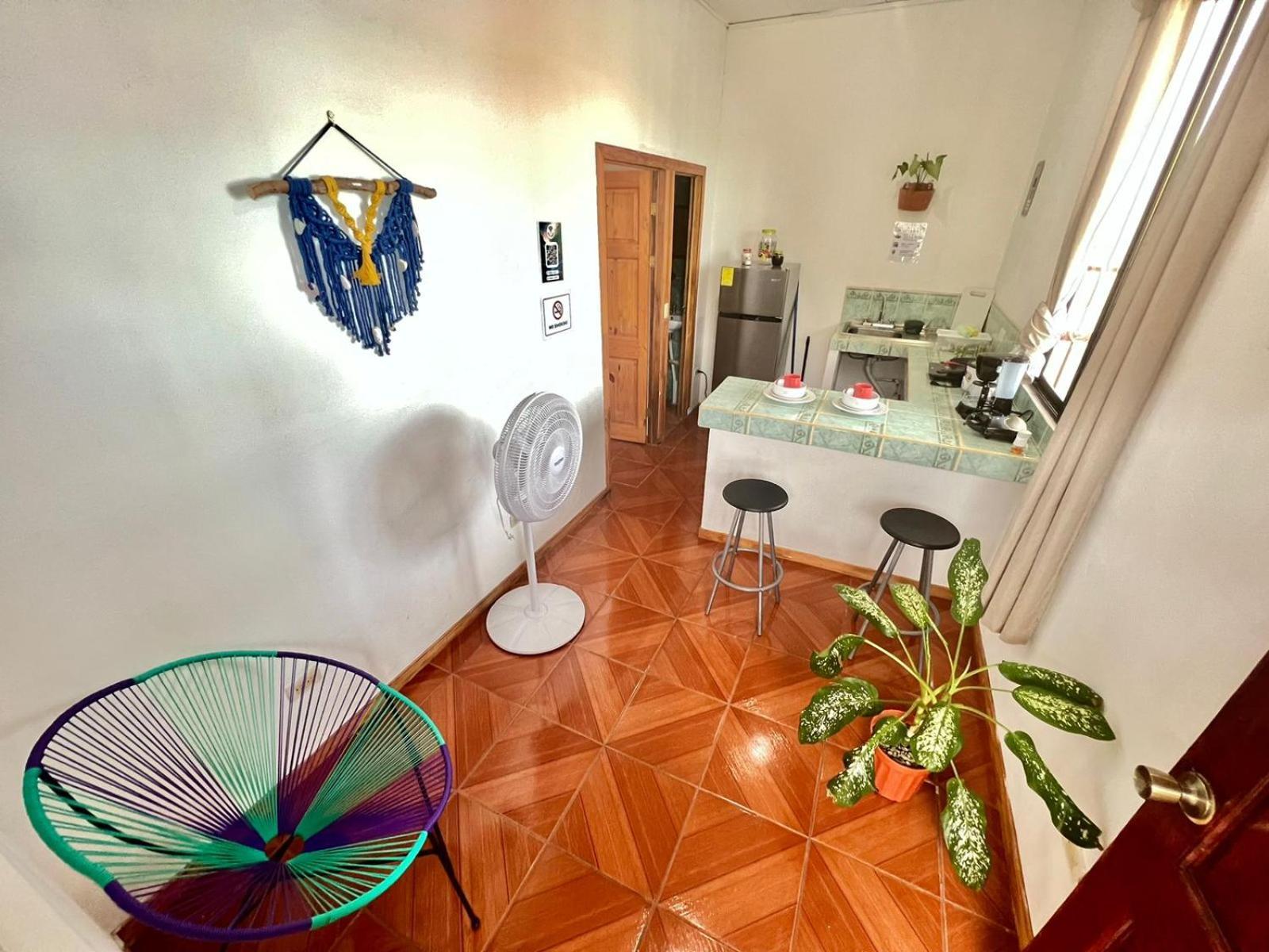 Mochis Apartment Quepos Exterior photo